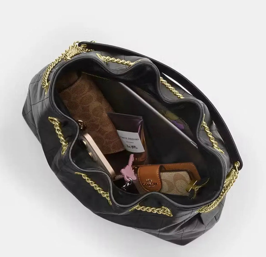 Evelyn Shoulder Bag With Quilting