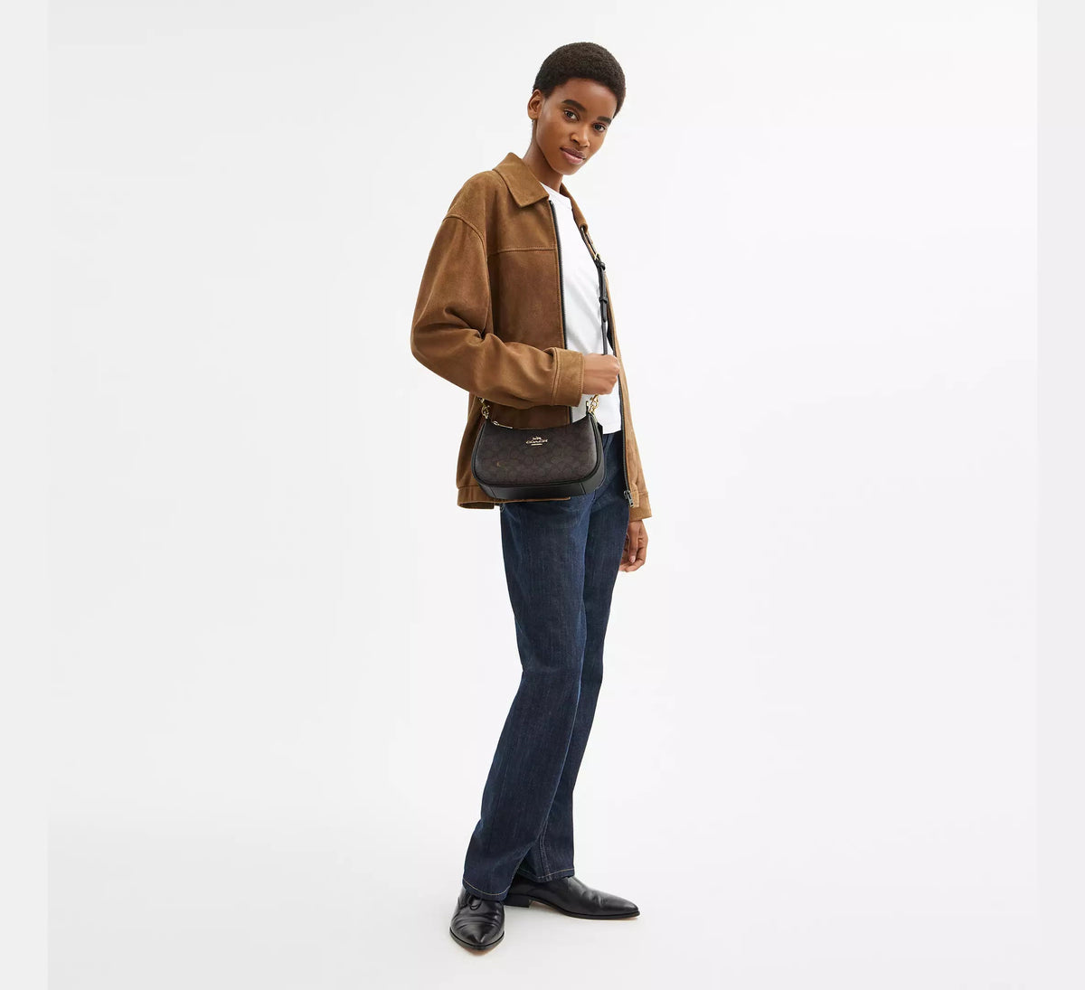 Teri Shoulder Bag In Signature Canvas