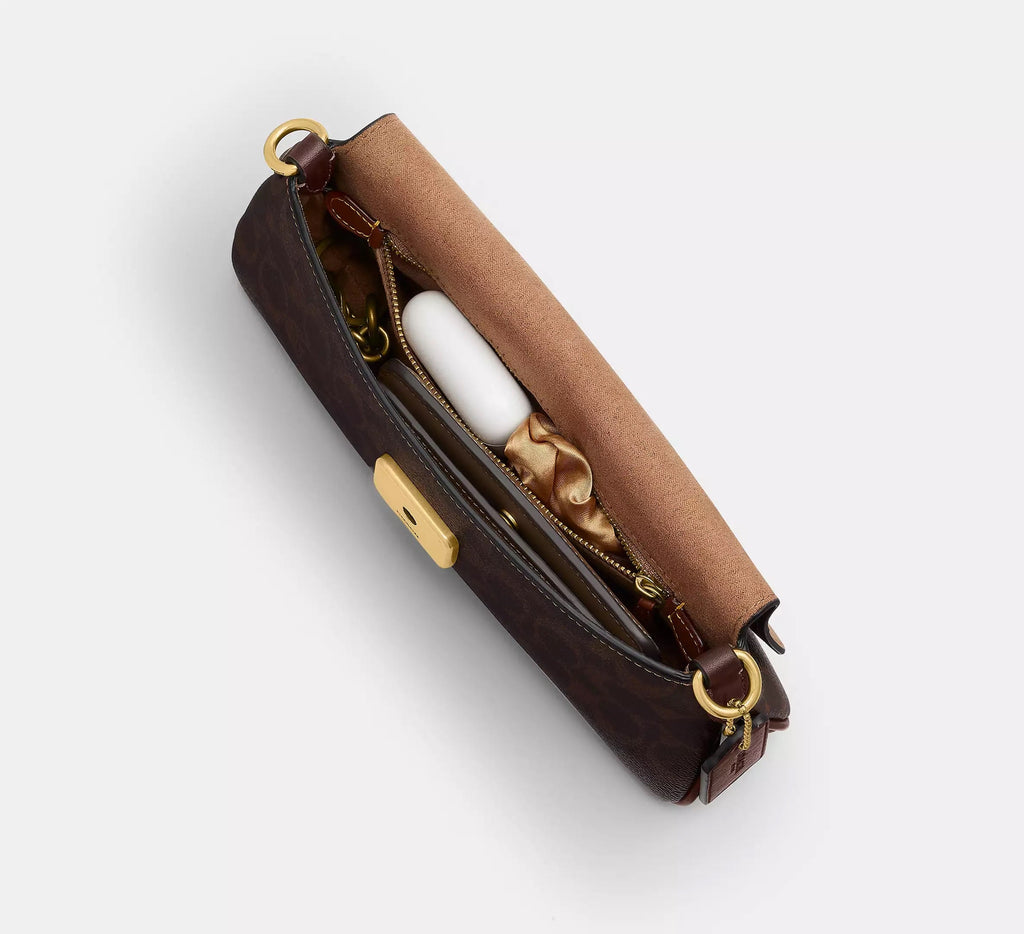 Jet Shoulder Bag In Signature Canvas
