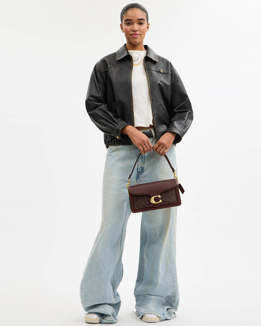 Tabby Shoulder Bag 26 In Signature Canvas