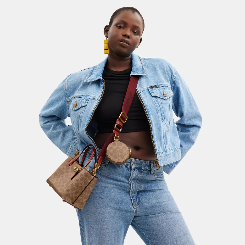Coach Willow Tote Bag 18 In Signature Canvas Secondary image